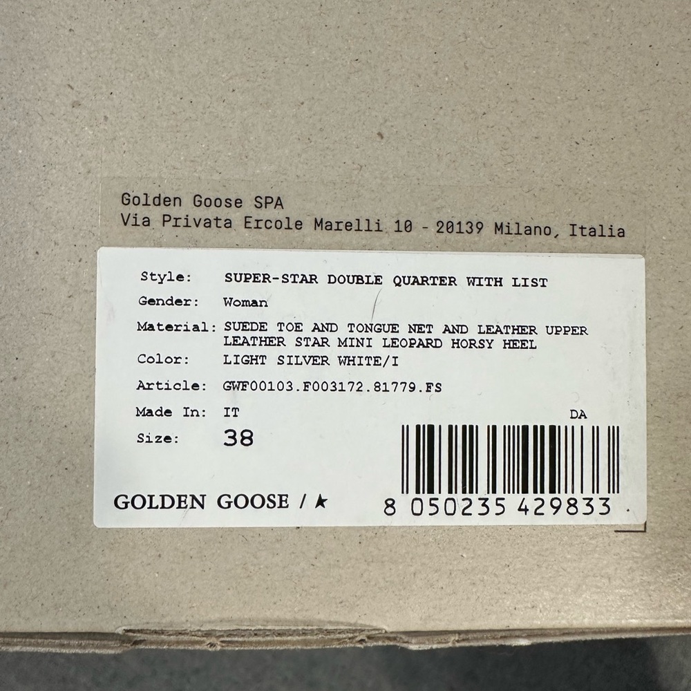 Golden Goose Shoes Size 38
Brand new with original box, paperwork, dust bag.